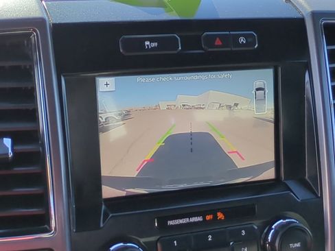 Used 2017 Ford F150 XLT w/ Equipment Group 302A Luxury image 21