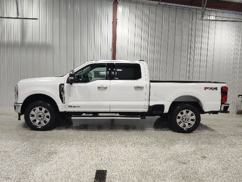 New 2026 Ford F350 Lariat w/ Lariat Premium Package image 7
