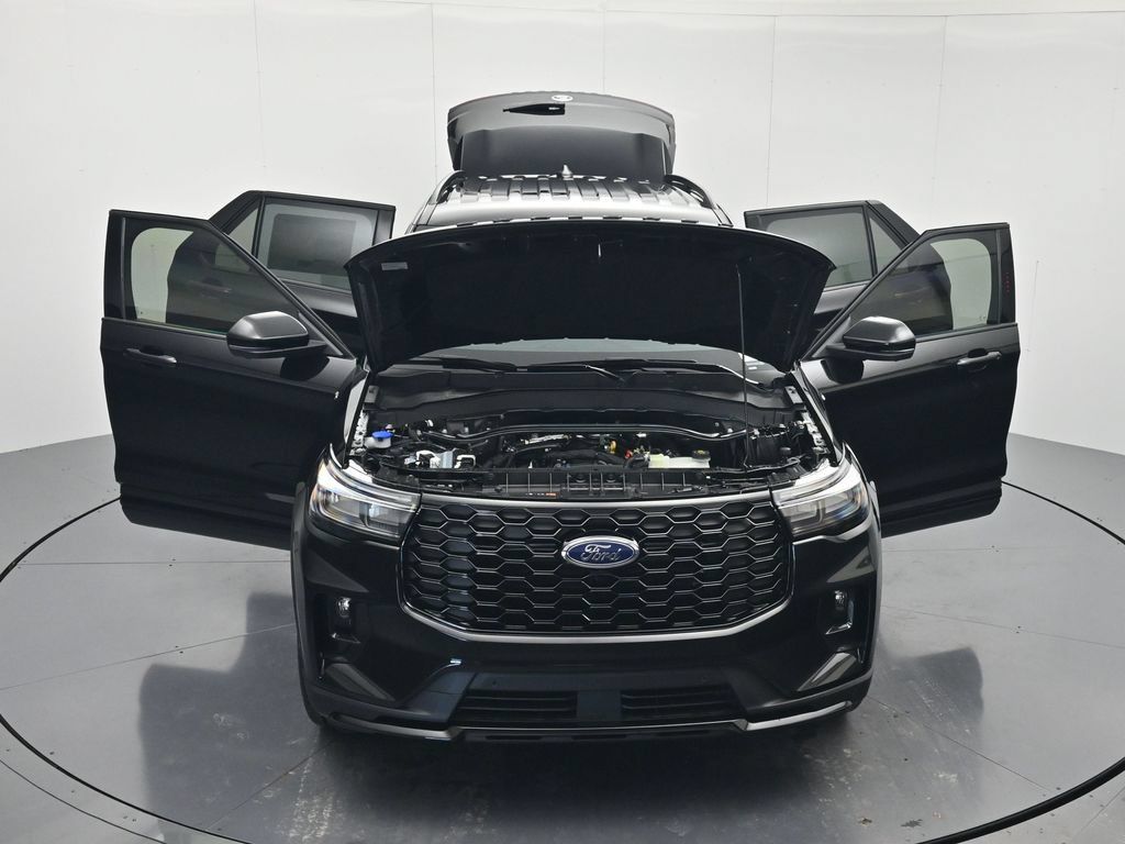 New 2026 Ford Explorer ST-Line w/ ST-Line Street Pack RWD image 44
