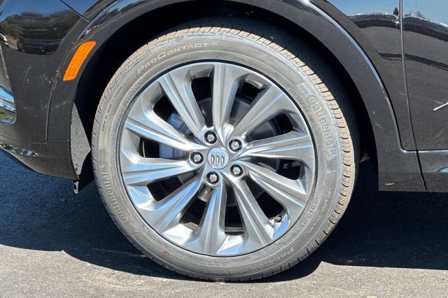 New 2026 Buick Envista Avenir FWD image 30