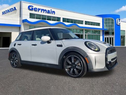 Used 2022 MINI Cooper S w/ Driver Assistance Package image 3