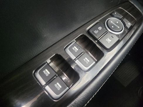 Used 2019 Kia Sorento AWD w/ LX Convenience Package image 27