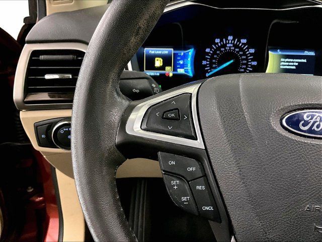 Used 2014 Ford Fusion SE w/ Equipment Group 202A FWD image 18