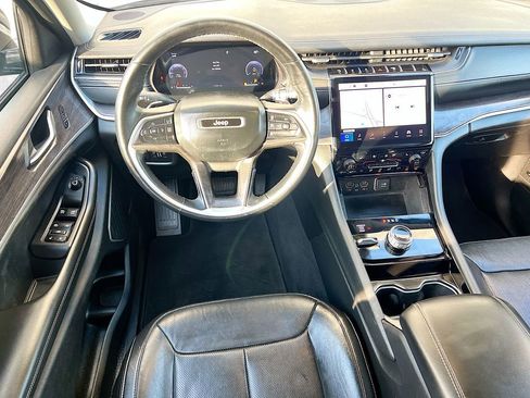 Used 2022 Jeep Grand Cherokee L Limited w/ Luxury Tech Group II image 20