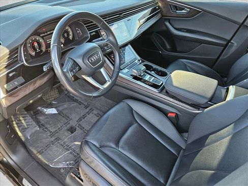 Used 2020 Audi Q8 Premium Plus w/ Premium Plus Package image 9