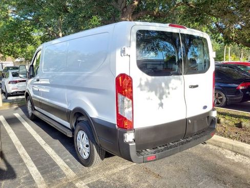 Used 2021 Ford Transit 250 Low Roof w/ Exterior Upgrade Package RWD image 4
