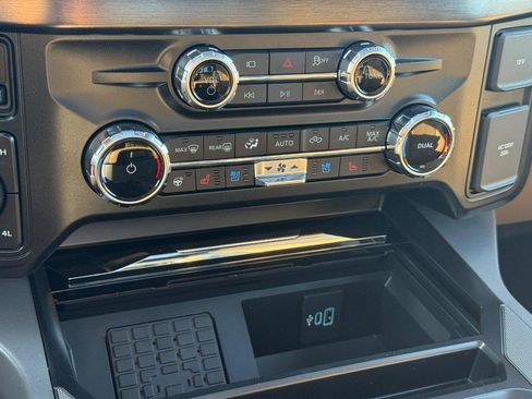 New 2026 Ford F250 Lariat w/ Lariat Ultimate Package AWD/4WD image 16