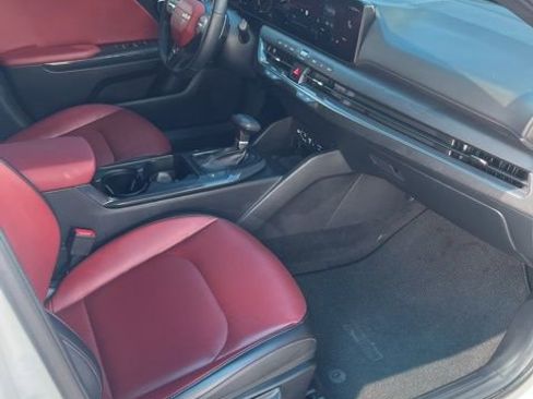 Used 2025 Kia K4 GT-Line w/ GT-Line Premium Package image 9