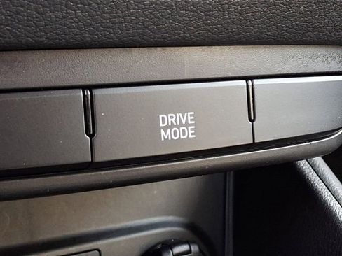 Used 2022 Hyundai Accent SEL image 24