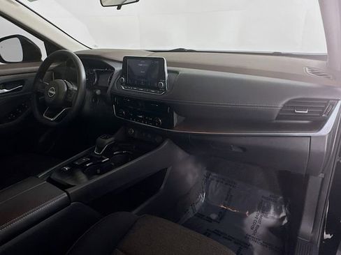 Used 2023 Nissan Rogue SV FWD image 27