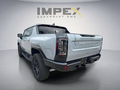 Used 2025 GMC Hummer EV 2X AWD/4WD image 3