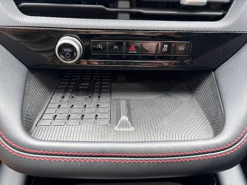 Used 2025 Ford Explorer ST AWD/4WD image 18