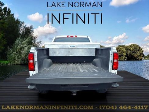 Used 2018 Chevrolet Silverado 1500 W/T AWD/4WD image 27
