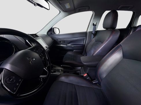 Used 2024 Mitsubishi Outlander Sport AWD image 13