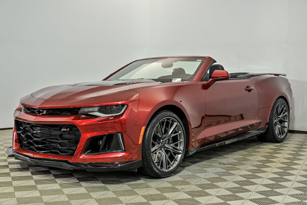 Used 2023 Chevrolet Camaro ZL1 RWD image 5