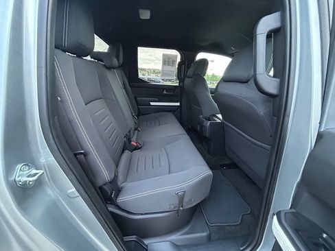 Used 2024 Toyota Tacoma TRD Off-Road AWD/4WD image 29
