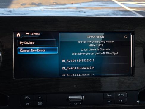 Used 2024 Mercedes-Benz Sprinter 3500 image 32