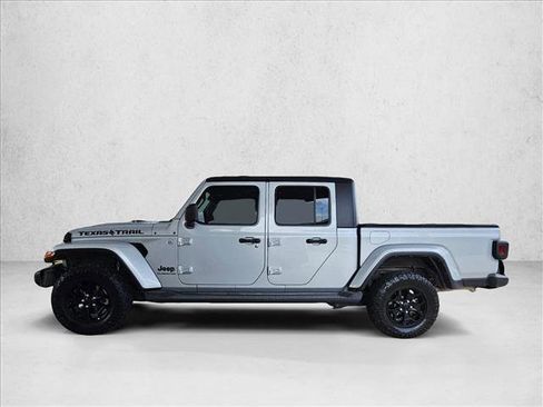 Used 2022 Jeep Gladiator Sport AWD/4WD image 8