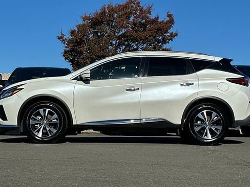 Used 2023 Nissan Murano SV image 7