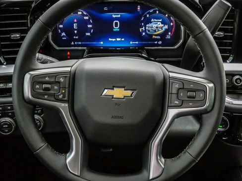 New 2026 Chevrolet Silverado 2500 LTZ w/ LTZ Premium Package AWD/4WD image 27