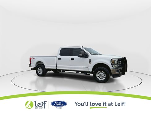Used 2018 Ford F250 XLT w/ XLT Value Package image 2