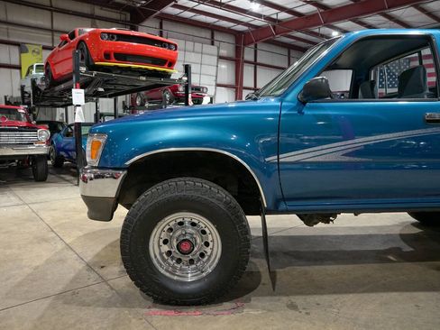 Used 1995 Toyota Pickup DX AWD/4WD image 3