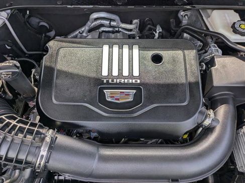 Used 2025 Cadillac XT6 Luxury FWD image 21