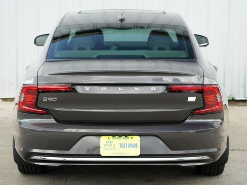 Used 2024 Volvo S90 T8 Ultimate image 51