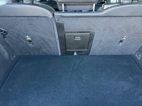 Certified 2024 Volvo XC60 T8 Plus AWD/4WD image 18