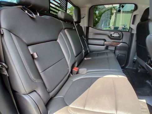Used 2019 GMC Sierra 1500 SLT image 30