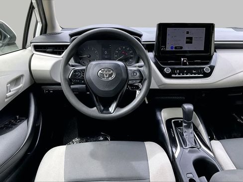 Used 2024 Toyota Corolla LE FWD image 6