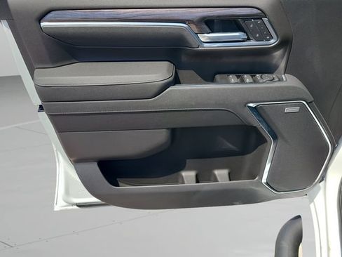 New 2026 Chevrolet Silverado 2500 LTZ w/ LTZ Plus Package AWD/4WD image 16