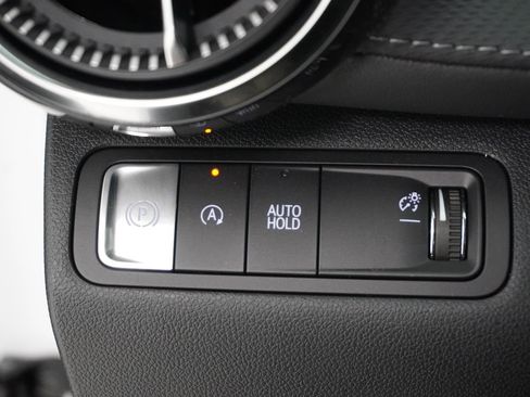 New 2026 Chevrolet Equinox LT image 18