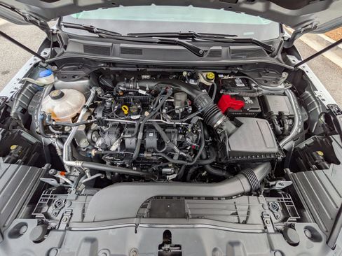 Certified 2022 Lincoln Corsair FWD w/ Equipment Group 101A image 8