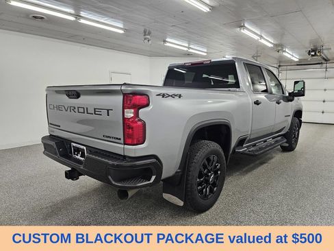 Used 2025 Chevrolet Silverado 2500 Custom w/ Custom Value Package AWD/4WD image 4