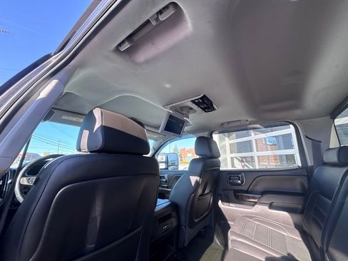 Used 2015 GMC Sierra 3500 Denali image 24