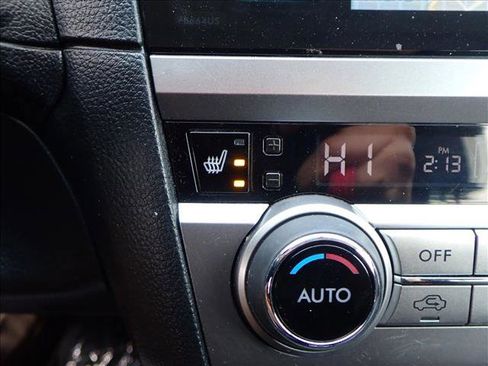 Used 2015 Subaru Outback 2.5i Limited image 23