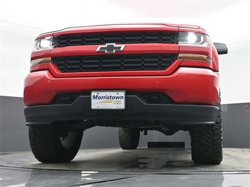 Used 2018 Chevrolet Silverado 1500 Custom w/ Custom Value Package image 41