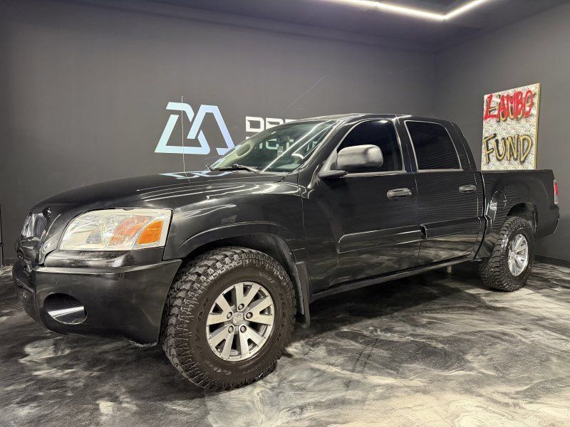 Used 2007 Mitsubishi Raider LS RWD image 1