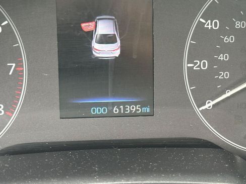 Certified 2024 Toyota Corolla LE FWD image 13
