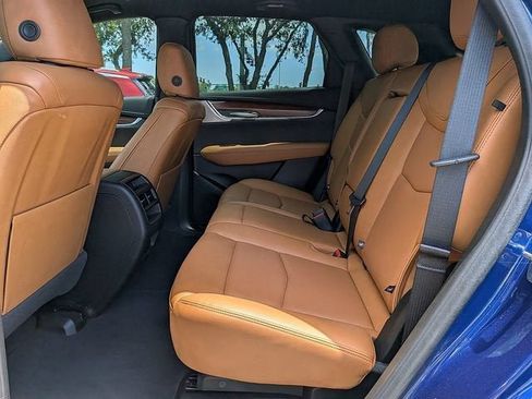 New 2025 Cadillac XT5 Premium Luxury w/ Technology Package FWD image 14