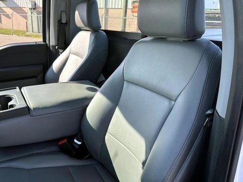 Used 2023 Ford F150 XL image 23