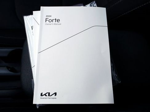 Used 2024 Kia Forte LXS w/ LXS Technology Package image 31