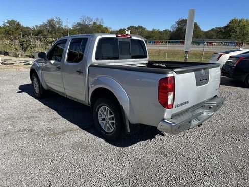Used 2015 Nissan Frontier SV w/ SV Value Truck Package image 7