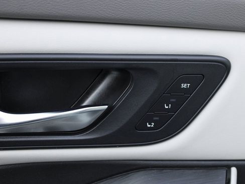 Certified 2025 Nissan Rogue SL w/ Tech Package image 43