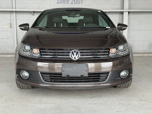 Used 2012 Volkswagen Eos Lux FWD image 3