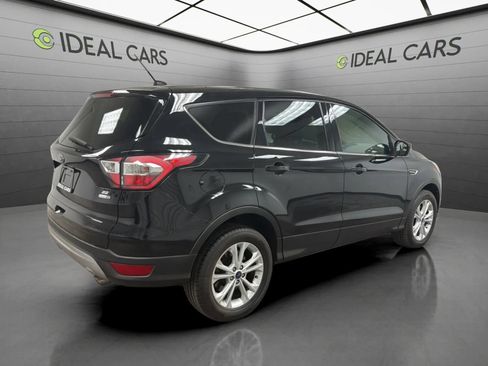 Used 2017 Ford Escape SE AWD/4WD image 5