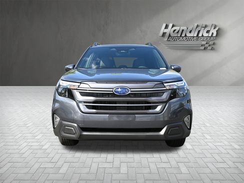New 2025 Subaru Forester Premium image 3