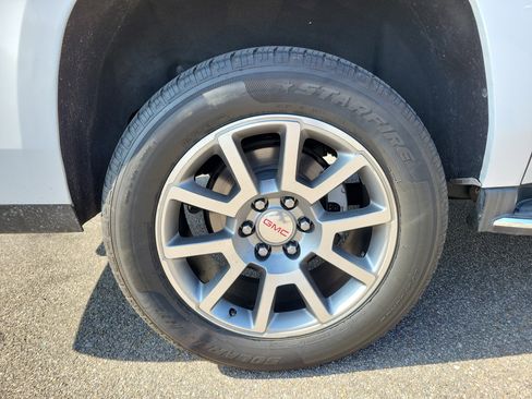 Used 2020 GMC Yukon XL Denali image 32