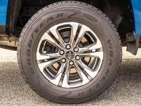 Used 2022 Chevrolet Colorado Z71 image 29